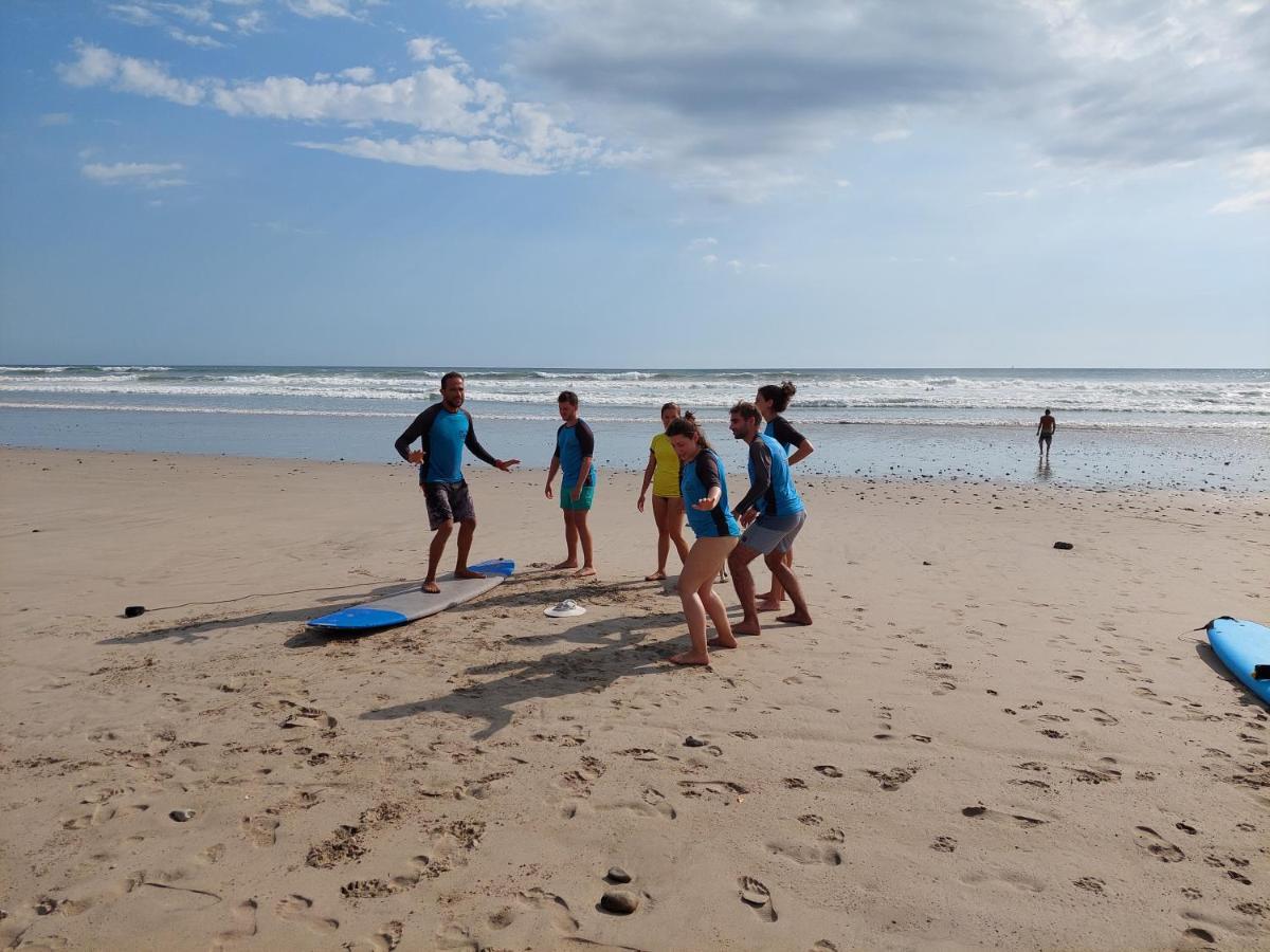 Cocobolo Surf Hotel & School Playa Santa Teresa  ภายนอก รูปภาพ