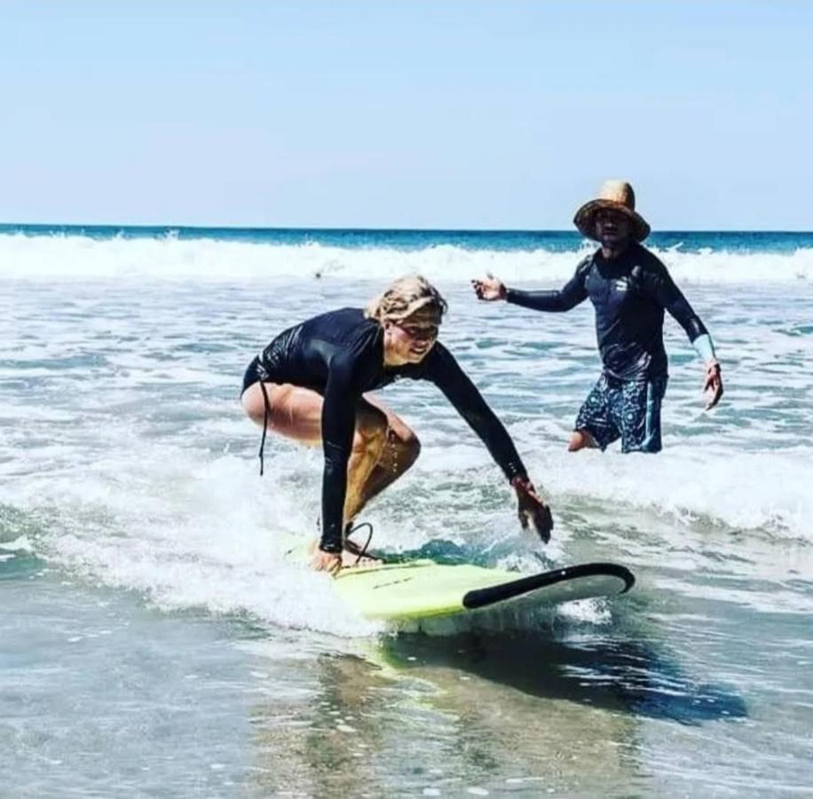 Cocobolo Surf Hotel & School Playa Santa Teresa  ภายนอก รูปภาพ